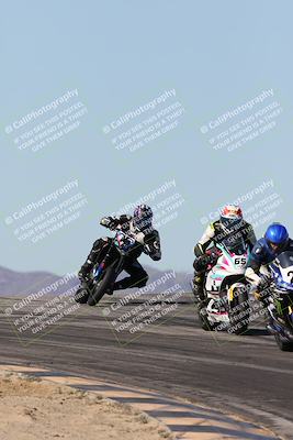 media/Dec-07-2025-CVMA (Sun) [[3e7d2de5dc]]/Race 7-Formula Lightweight Twins Shootout/